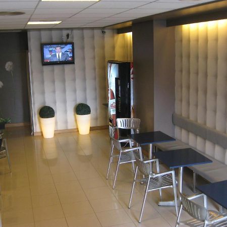 Albergue Santo Santiago 산티아고데콤포스텔라 외부 사진